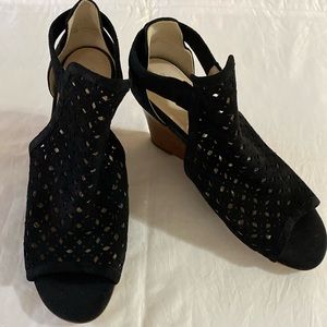 New Cole Haan Grands Black Suede Open Toe Shoes 6 B